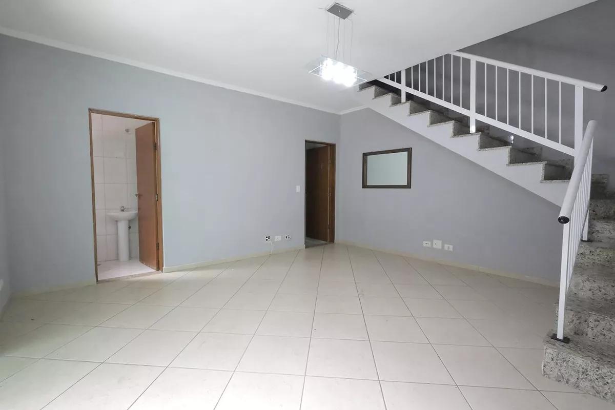 #J18385 - Sobrado para Locação em Santo André - SP